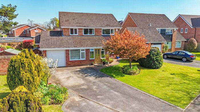 5 Bedroom Detached House For Sale In De Haviland Close, Wimborne, BH21