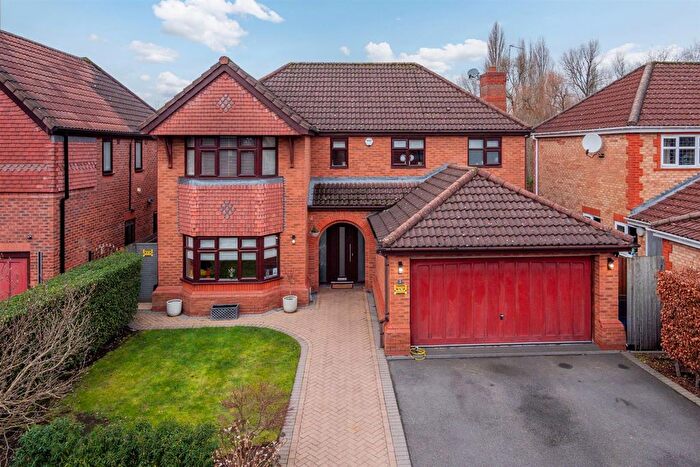 4 Bedroom Detached House For Sale In Birchlea, Altrincham, WA15