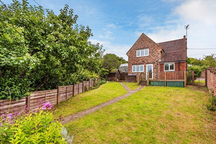 3 Bedroom Detached House For Sale In Logmore Lane, Westcott, RH4