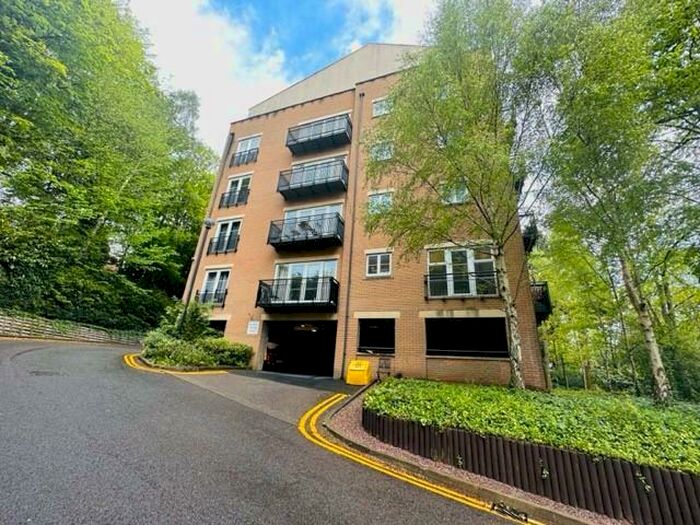 2 Bedroom House To Rent In Caversham Place, Sutton Coldfield, B73