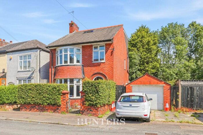 4 Bedroom Detached House For Sale In Glen Avenue, Blackley, Manchester, M9