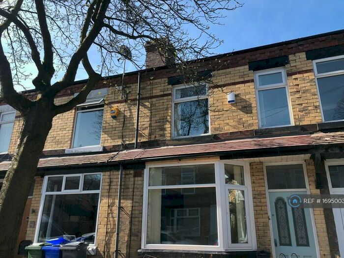 2 Bedroom Terraced House To Rent In Eastwood Avenue, Manchester, M40