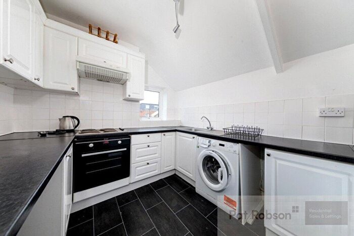 2 Bedroom Apartment To Rent In Grosvenor Place (Flat ), Jesmond, Newcastle Upon Tyne, NE2
