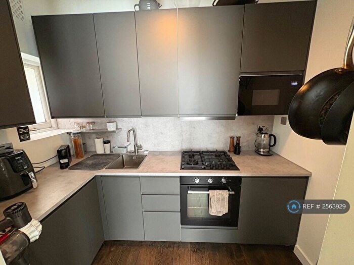 1 Bedroom Flat To Rent In Hither Green, London, SE13
