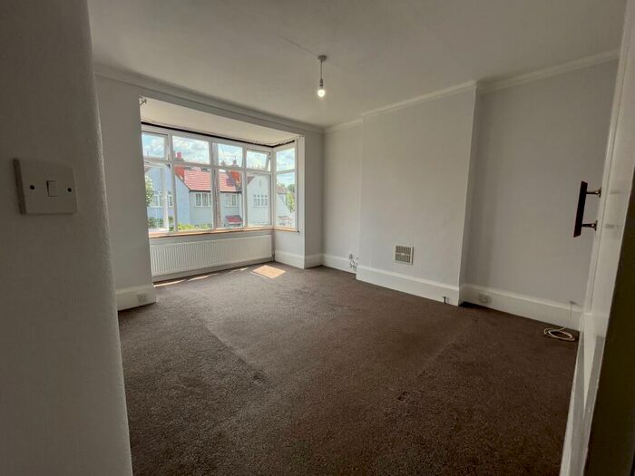 2 Bedroom Flat To Rent In Grayham Road, New Malden, KT3