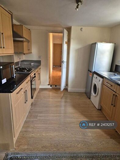 2 Bedroom Flat To Rent In Locket Road, Harrow, HA3
