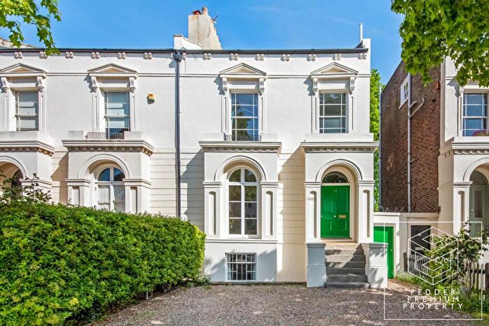 4 Bedroom House For Sale In Park Hall Road, Dulwich, SE21