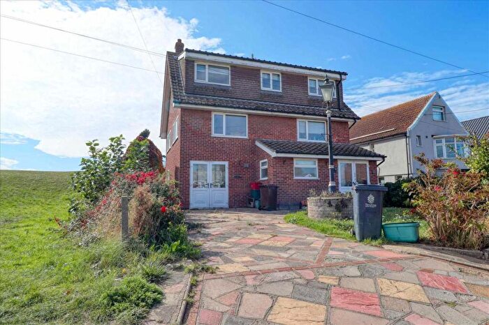 4 Bedroom Detached House For Sale In Western Promenade, Point Clear, CO16