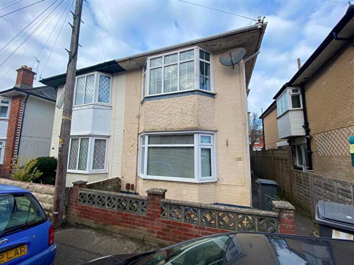3 Bedroom Semi-Detached House To Rent In South Road, Bournemouth, BH1