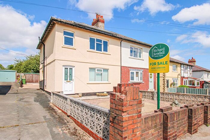 3 Bedroom Semi-Detached House For Sale In Old Road, Middlestown, Wakefield, WF4