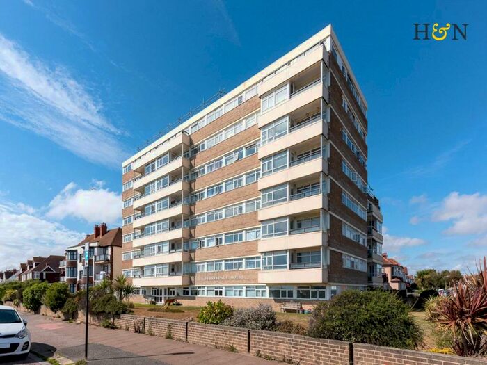 2 Bedroom Flat To Rent In Berriedale House, - Kingsway, Hove, BN3