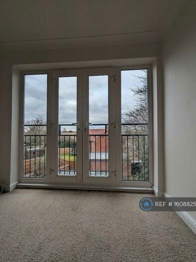 2 Bedroom Maisonette To Rent In Wensley Road, Woodthorpe, Nottingham, NG5