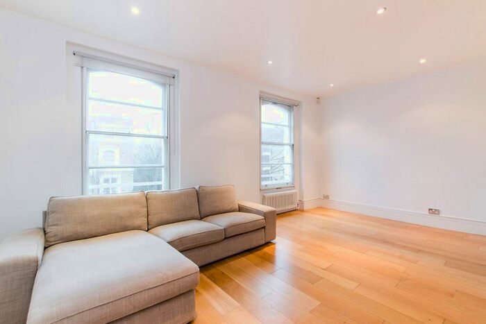 3 Bedroom Flat To Rent In Edith Grove, Chelsea, London, SW10