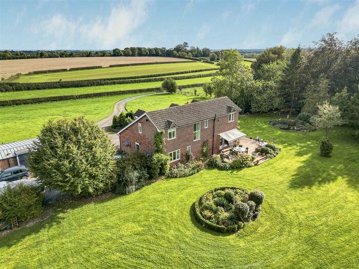 4 Bedroom Property For Sale In The Spinney, Garton-On-The-Wolds, East Yorkshire, YO25