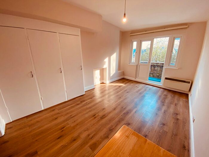 Studio To Rent In Queens Avenue, Muswell Hill, N10