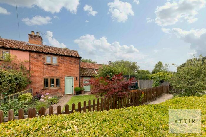 1 Bedroom Cottage For Sale In Sibton, Saxmundham, IP17