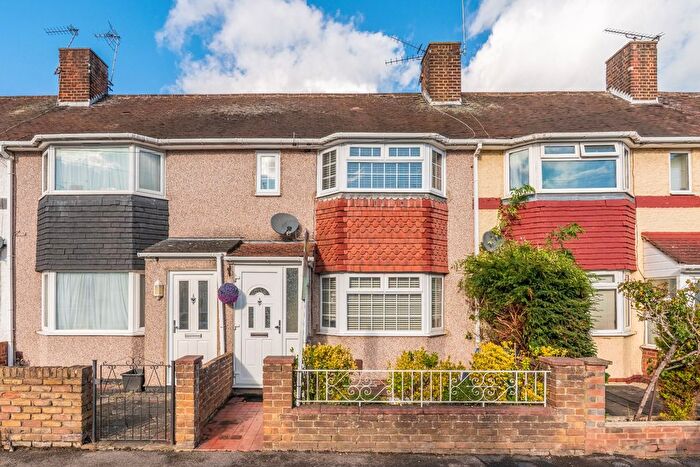 2 Bedroom Terraced House For Sale In Ingram Road, Dartford, Kent, DA1