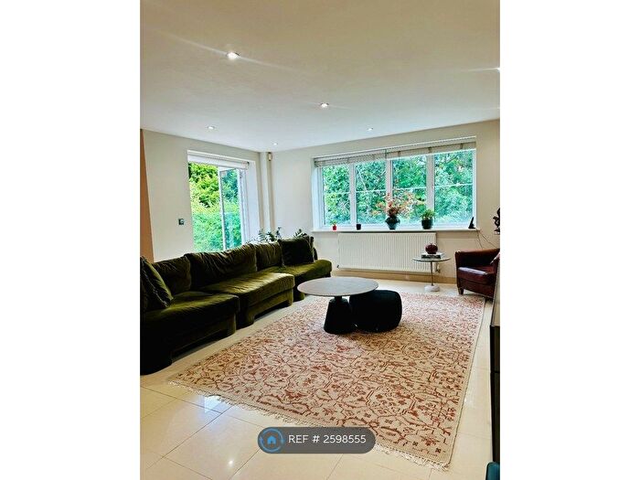 2 Bedroom Flat To Rent In Acris Street, London, SW18