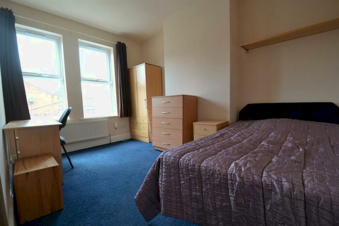 7 Bedroom Terraced House To Rent In Tiverton Rd, -mins Walk To University Of Birmingham, B29