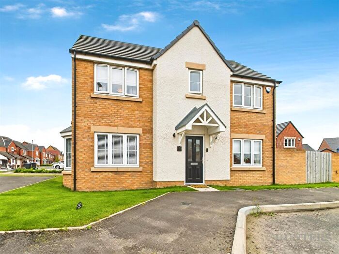 3 Bedroom Detached House For Sale In Havering Close, Consett, DH8