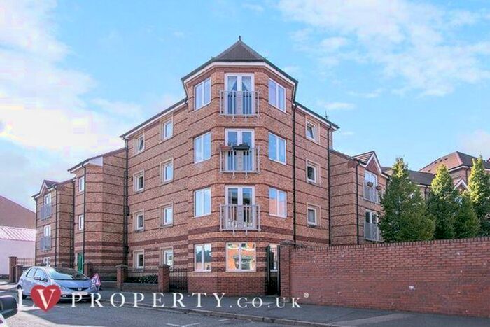 2 Bedroom Flat For Sale In Augusta Street, Birmingham, B18