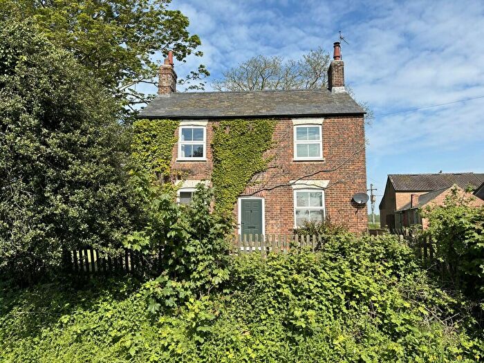4 Bedroom Detached House For Sale In Holbeach Road, Spalding, PE12