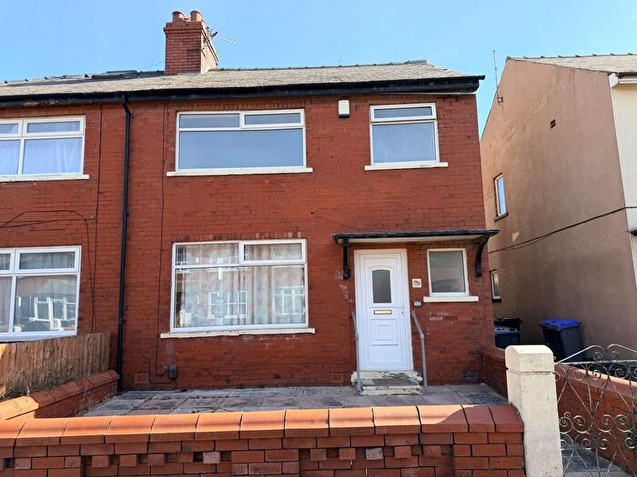 3 Bedroom Semi Detached House To Rent In Sherbourne Road, Blackpool, Lancashire, FY1