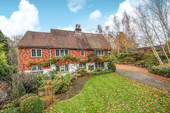 4 Bedroom Detached House For Sale In Fairmans Lane, Brenchley, TN12
