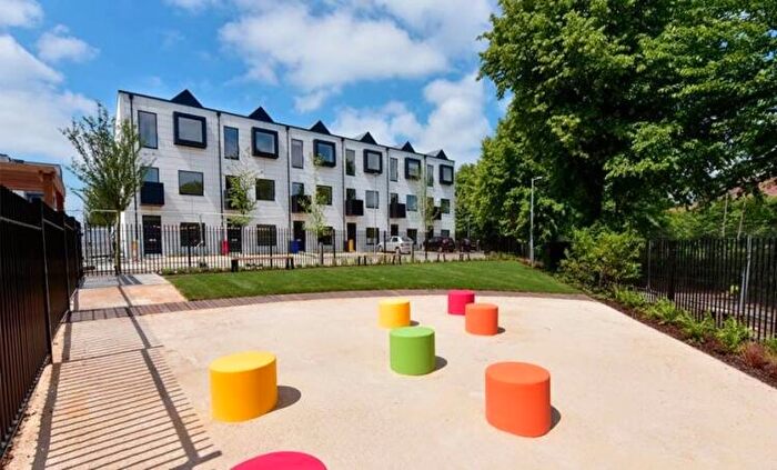 2 Bedroom Apartment For Sale In Uptown, Graphene Building Manchester, M3