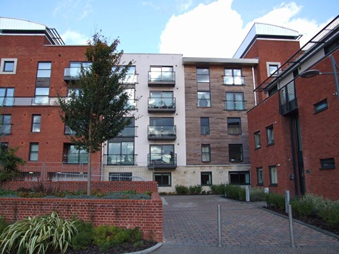 2 Bedroom Flat To Rent In Chapelfield Gardens, Norwich, NR1