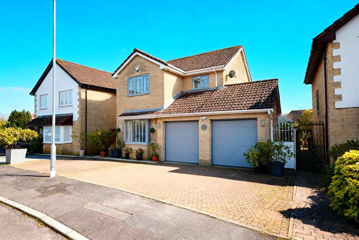 4 Bedroom Detached House For Sale In Cottington Court, Hanham, Bristol, BS15
