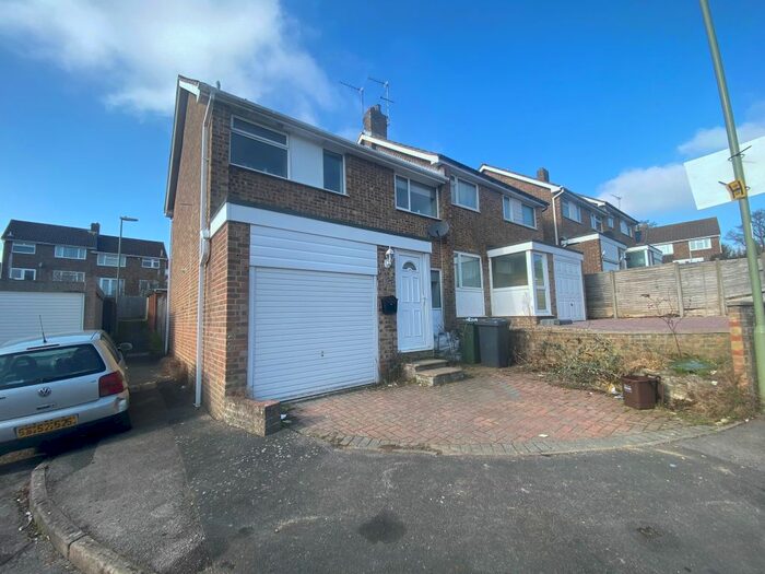 3 Bedroom End Of Terrace House To Rent In Lewins Walk, Bursledon, Southampton, SO31