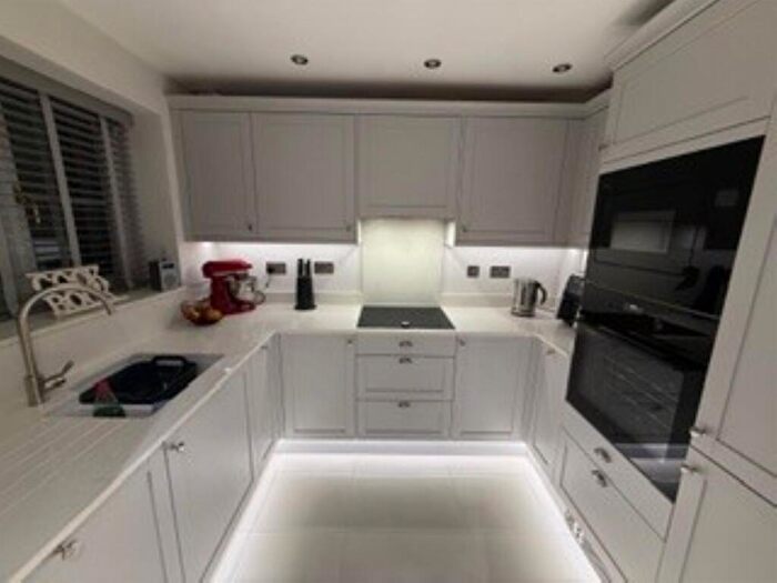 3 Bedroom Semi-Detached House For Sale In Wyld Court, Blunsdon, Swindon, SN25