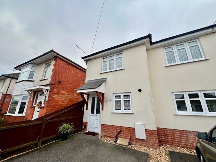 2 Bedroom Property To Rent In Ensbury Avenue, Bournemouth, BH10