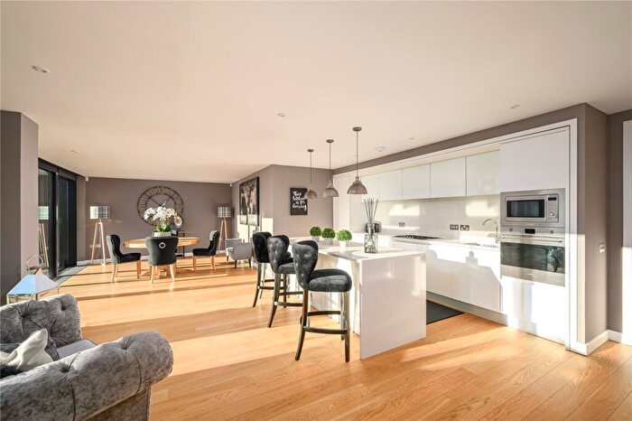 4 Bedroom Apartment For Sale In Simpson Loan, Quartermile, Edinburgh, EH3