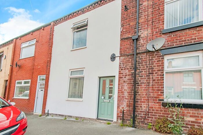 2 Bedroom Terraced House To Rent In Hilton Lane, Worsley, M28