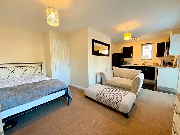 1 Bedroom Flat For Sale In Jamaica Circle, Coedkernew, Newport, NP10