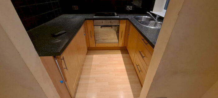 1 Bedroom Flat To Rent In Delph Court, Leeds, LS6