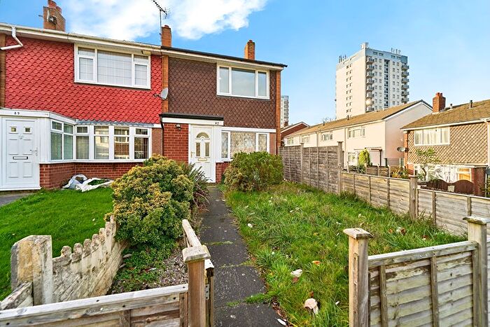 3 Bedroom End Terrace House For Sale In Millfield Avenue, Walsall, West Midlands, WS3