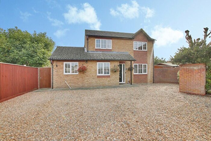 3 Bedroom Detached House For Sale In Plover Drive, March, PE15