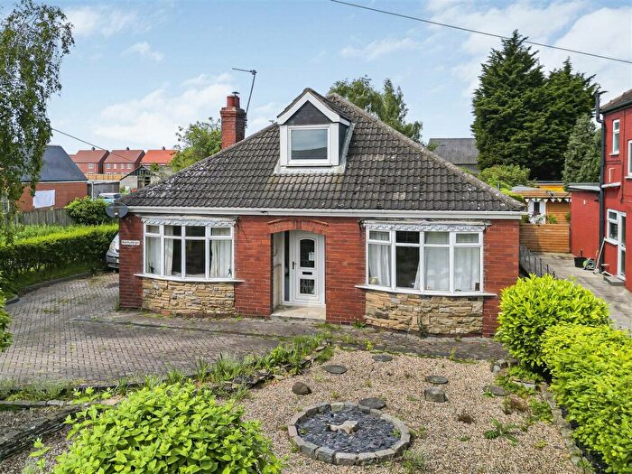 3 Bedroom Detached Bungalow For Sale In Rawcliffe Road, Goole, DN14