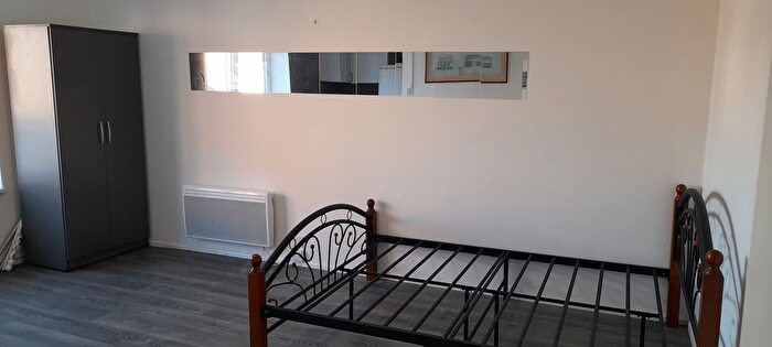 Studio To Rent In Cheapside, Luton, LU1