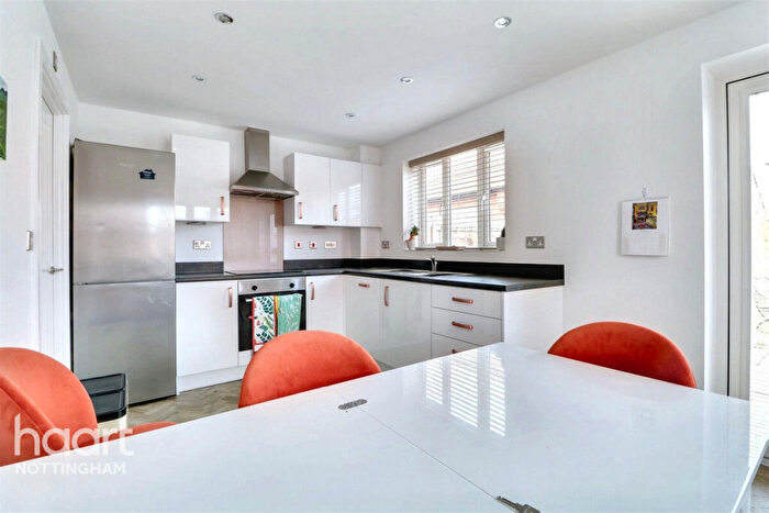 3 Bedroom Detached House To Rent In Hadley Close, Nottingham, NG15