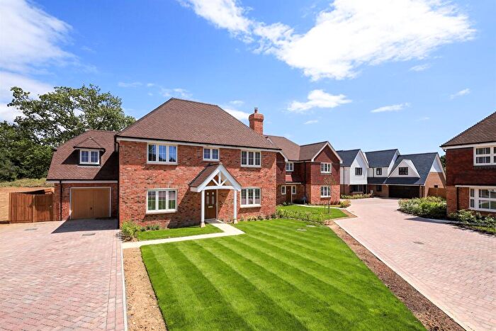 4 Bedroom Detached House For Sale In Station Road, Plumpton Green, Lewes, BN7