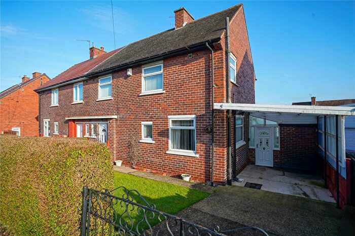 3 Bedroom Semi Detached House For Sale In Ridge Way Close, Rotherham, South Yorkshire, S65