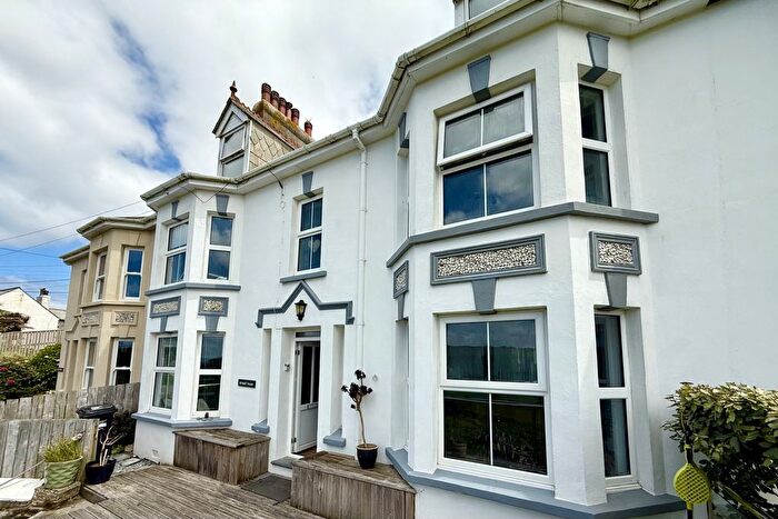 5 Bedroom Terraced House For Sale In Strand House, Treknow, PL34