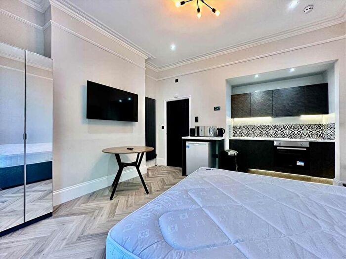 1 Bedroom Apartment To Rent In Alexandra Road, Plymouth, Plymouth, PL4