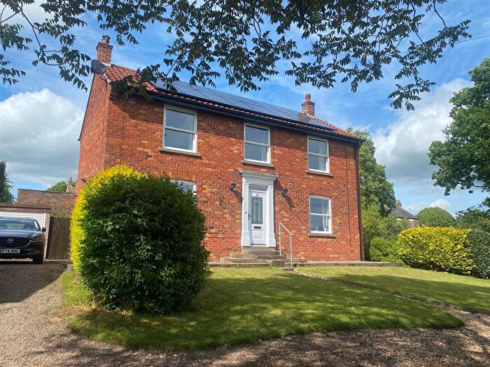 3 Bedroom Property To Rent In Back Lane, Easingwold, York, YO61