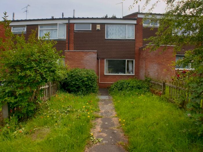 3 Bedroom Terraced House To Rent In Herons Way, Birmingham, B29