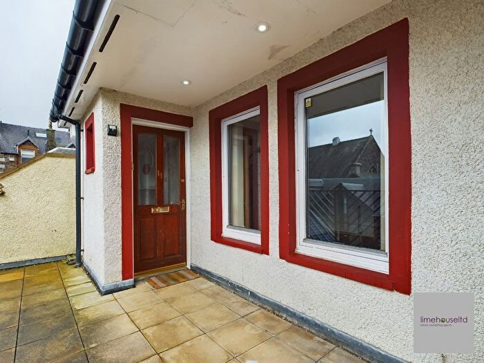 2 Bedroom Flat To Rent In Clydesdale Close, Biggar, ML12